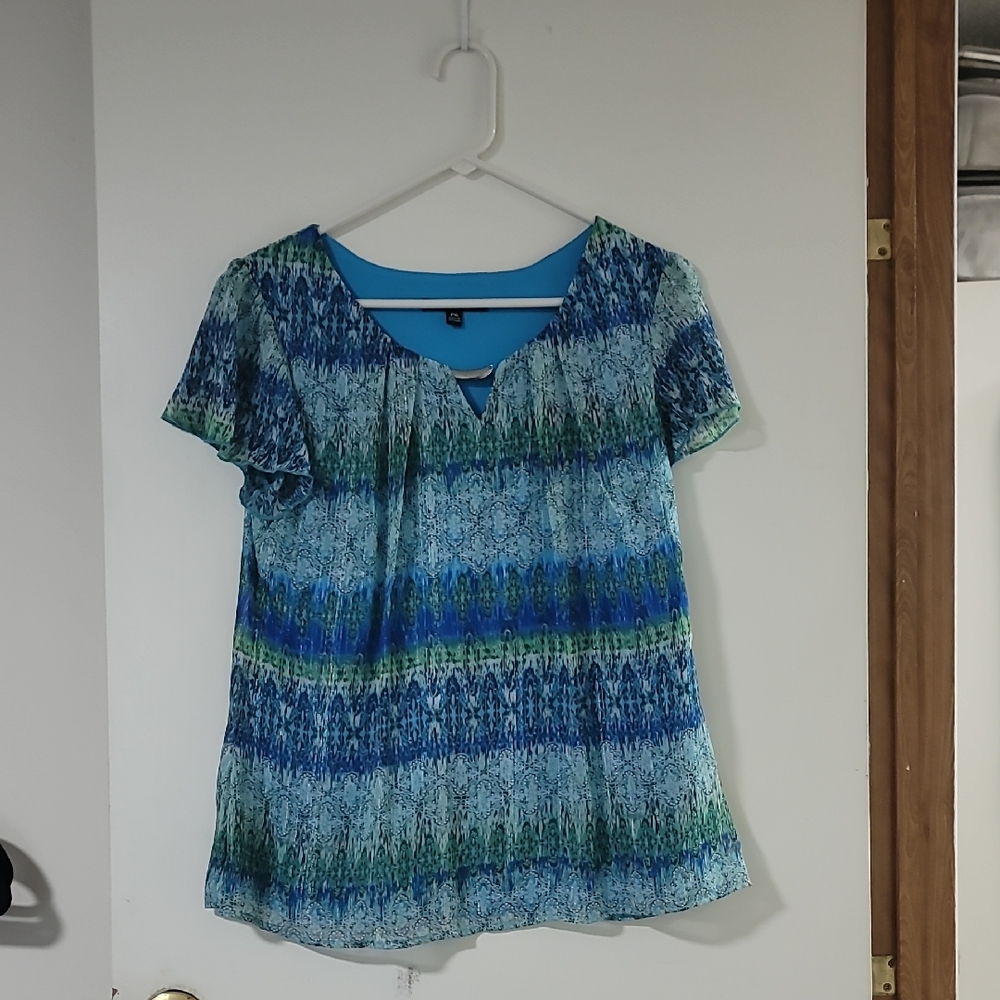 Sara Michelle Blue and Green Patterned Short-Sleeve Blouse